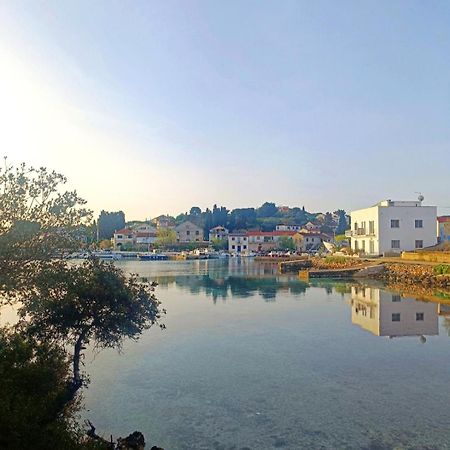 海之影公寓 Žman 外观 照片